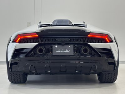 2024 Lamborghini HURACAN — фото 6