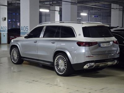 MERCEDES-BENZ GLS - 4