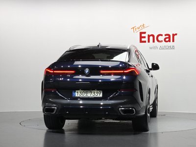 2021 BMW X6 photo 3