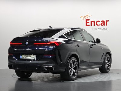 2021 BMW X6 photo 4