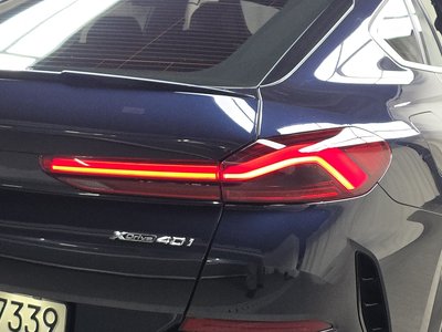2021 BMW X6 photo 10