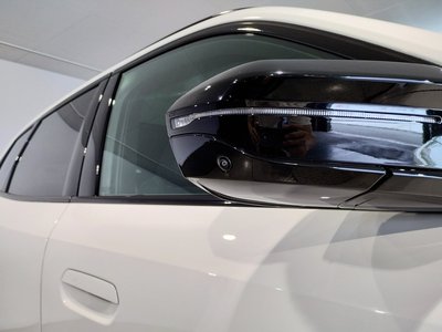 صورة مصغرة 24 لـ 2025 BMW X3