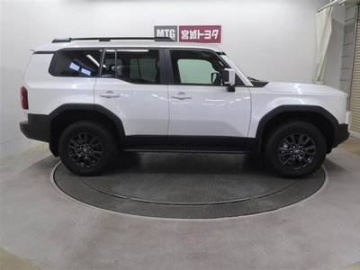 TOYOTA LAND CRUISER 250 - 9