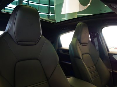 صورة 7 لـ 2026 Porsche CAYENNE