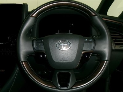 صورة 10 لـ 2023 Toyota VELLFIRE