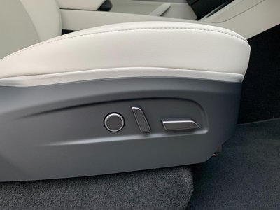 2026 Tesla MODEL Y 缩略图 23