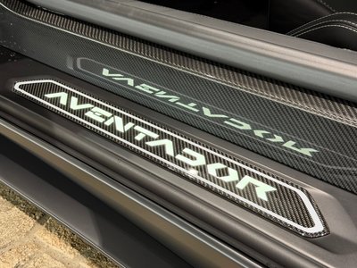 صورة مصغرة 19 لـ 2021 Lamborghini AVENTADOR