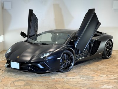 2021 Lamborghini AVENTADOR photo 6