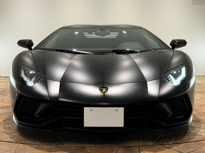 2021 Lamborghini AVENTADOR photo 8