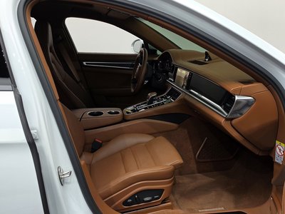 صورة مصغرة 11 لـ 2023 Porsche PANAMERA