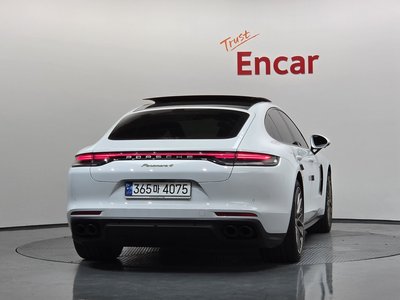 2023 Porsche PANAMERA 照片 3