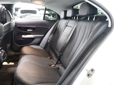 MERCEDES-BENZ E-CLASS - 8