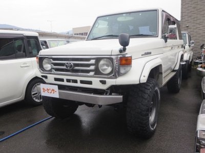 TOYOTA LAND CRUISER 70