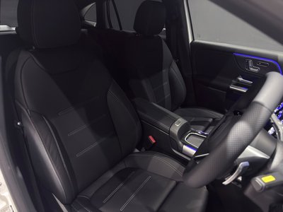 MERCEDES-BENZ GLA - 6