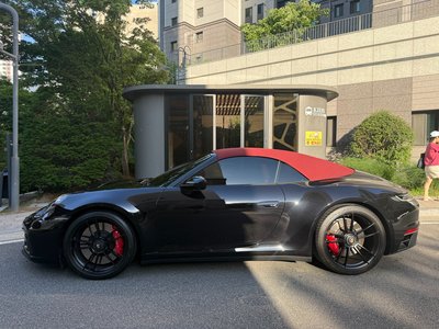 PORSCHE 911 - 9