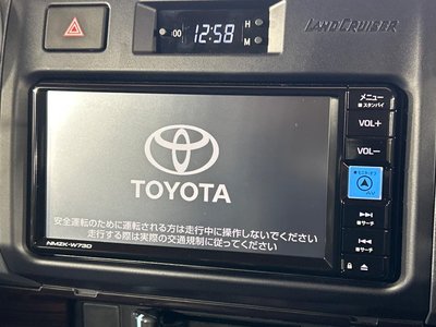 2025 Toyota LAND CRUISER 70 photo 3