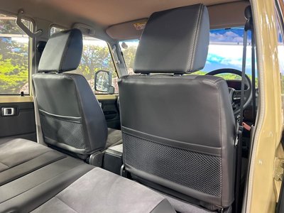 2025 Toyota LAND CRUISER 70 — миниатюра 39