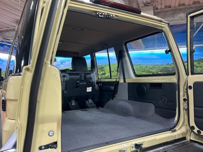 2025 Toyota LAND CRUISER 70 — миниатюра 40