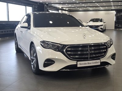 MERCEDES-BENZ E-CLASS - 4