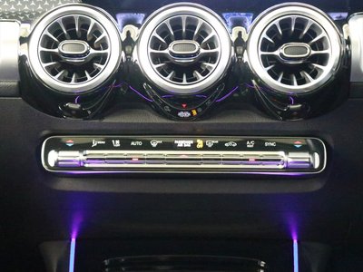 2024 Mercedes-BENZ GLB — миниатюра 15