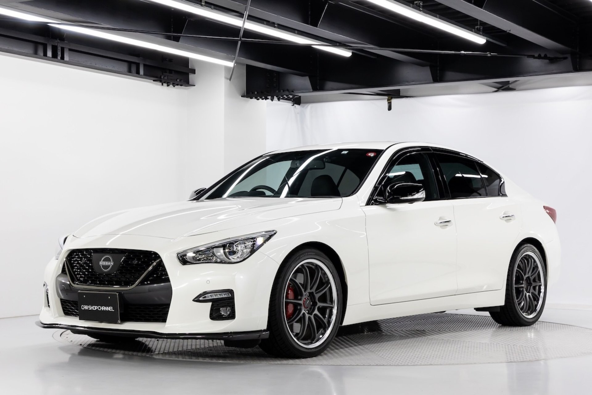 NISSAN SKYLINE - View 1