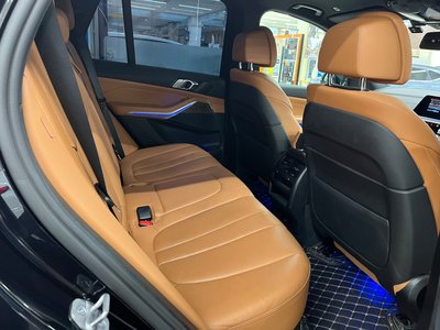 صورة 6 لـ 2022 BMW X5