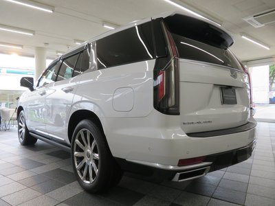 صورة 10 لـ 2021 Cadillac ESCALADE