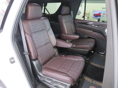 صورة مصغرة 14 لـ 2021 Cadillac ESCALADE