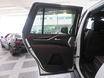 صورة مصغرة 36 لـ 2021 Cadillac ESCALADE
