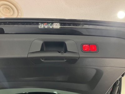 MERCEDES-BENZ GLS - 10