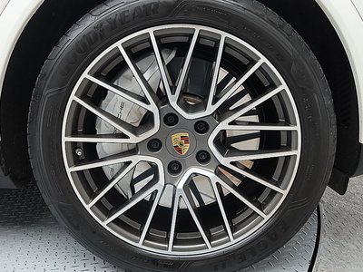 PORSCHE CAYENNE - 7