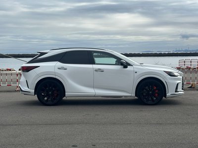 LEXUS RX - 9
