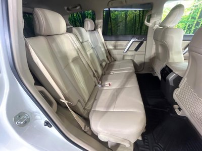 TOYOTA LAND CRUISER PRADO - 10