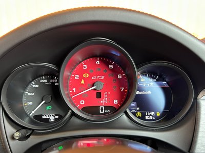 صورة 6 لـ 2017 Porsche MACAN