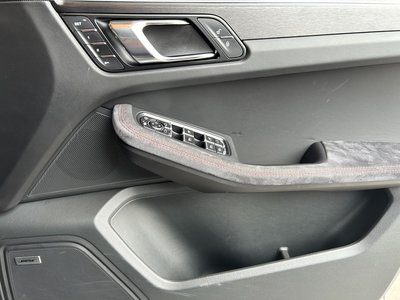 صورة مصغرة 22 لـ 2017 Porsche MACAN