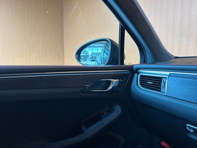 صورة مصغرة 18 لـ 2017 Porsche MACAN