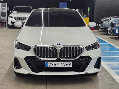 BMW 5 SERIES - 2