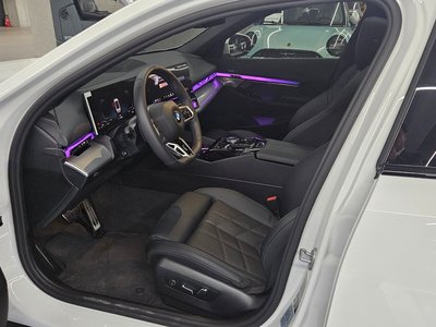 BMW 5 SERIES - 10