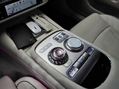 2025 Genesis G90 (RS4) 照片 9