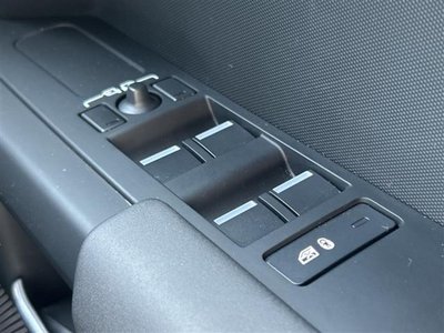 2024 LAND Rover DEFENDER 缩略图 25