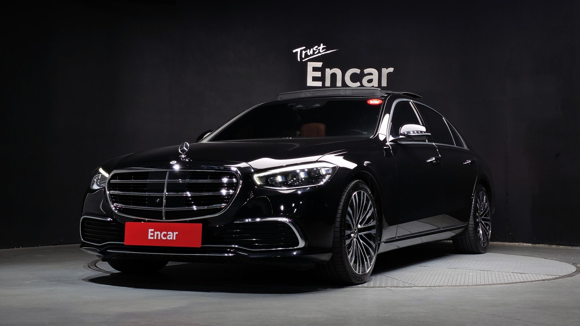 MERCEDES-BENZ S-CLASS - View 1