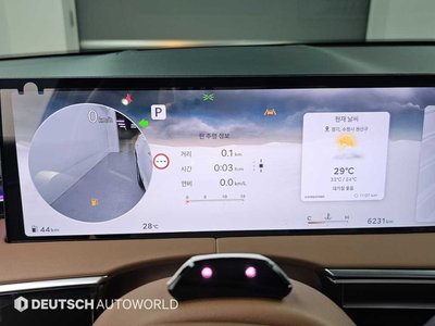 2025 Genesis GV70 photo 8