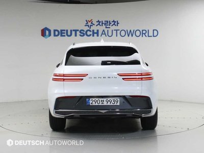2025 Genesis GV70 photo 3