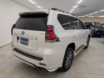 TOYOTA LAND CRUISER PRADO - 8