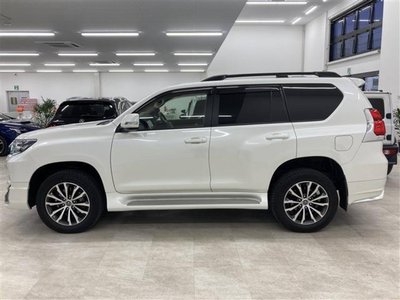 TOYOTA LAND CRUISER PRADO - 10
