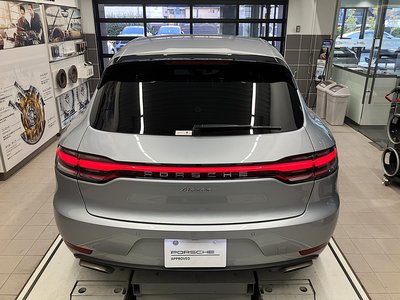 PORSCHE MACAN - 5