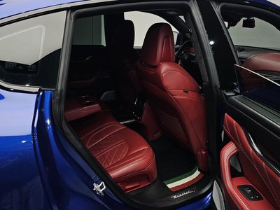 2019 Maserati LEVANTE — миниатюра 18