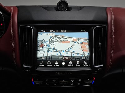 2019 Maserati LEVANTE — миниатюра 20