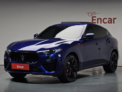 2019 Maserati LEVANTE — фото 1