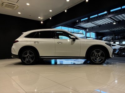 2024 Mercedes-BENZ GLC photo 4